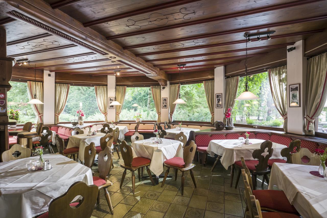 Gasthof Restaurant Waldcafe Майргофен Екстер'єр фото
